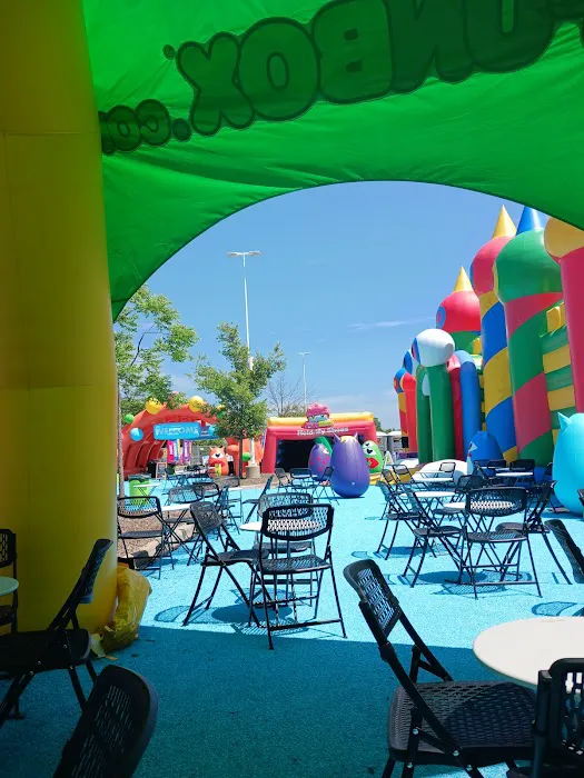 FUNBOX CHICAGO - SKOKIE Picture 8