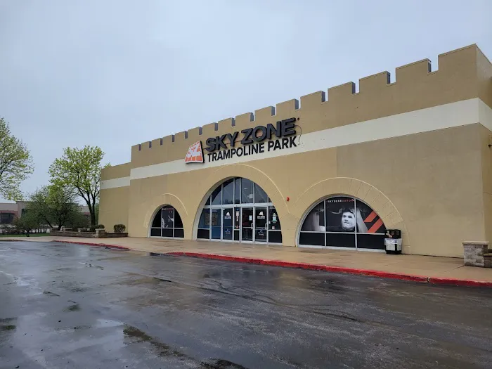 Sky Zone Trampoline Park Picture 9