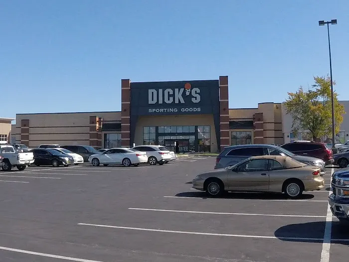 DICK'S Sporting Goods Picture 9