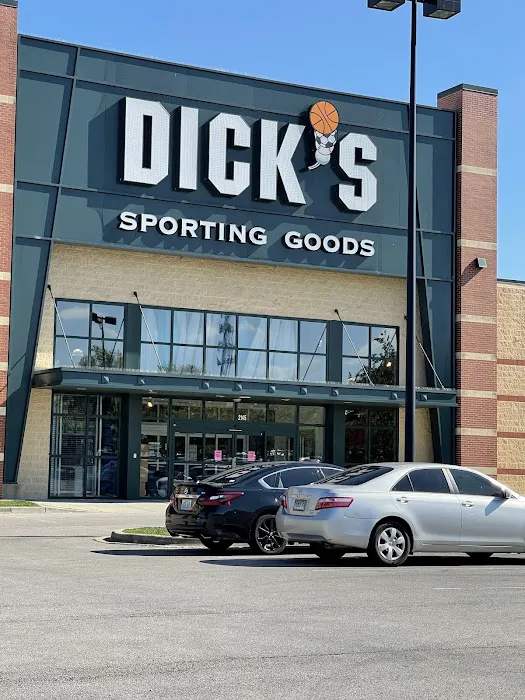 DICK'S Sporting Goods Picture 10