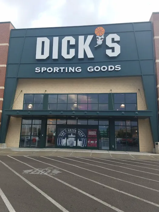 DICK'S Sporting Goods Picture 5