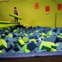 Fun Time Inflatables Trampoline Park ico