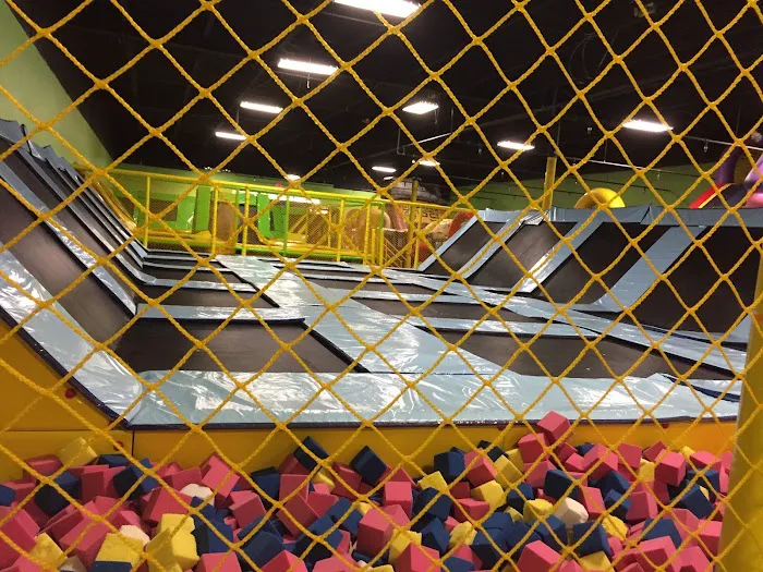 Fun Time Inflatables Trampoline Park Picture 4