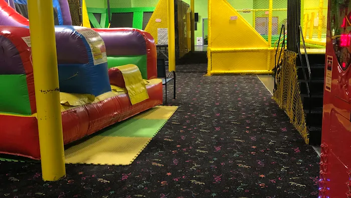 Fun Time Inflatables Trampoline Park Picture 10