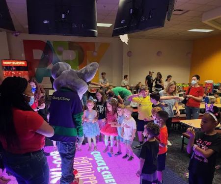 Chuck E. Cheese