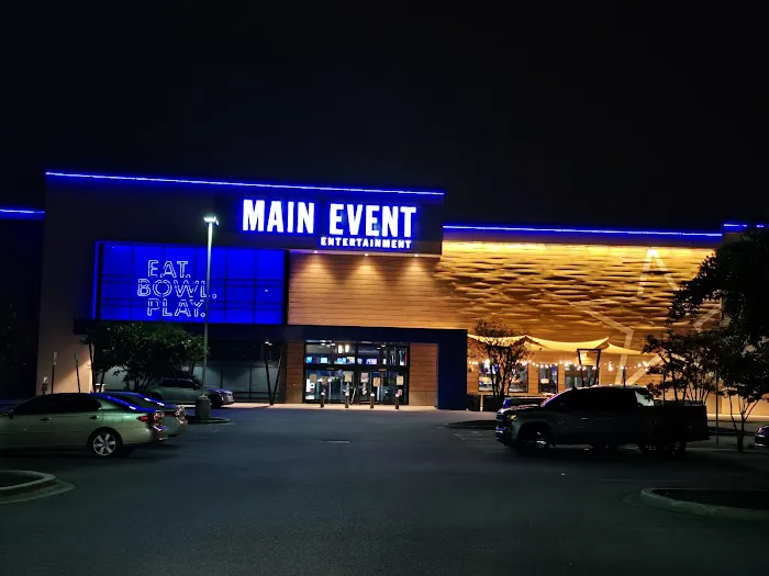 Main Event Knoxville Picture 3