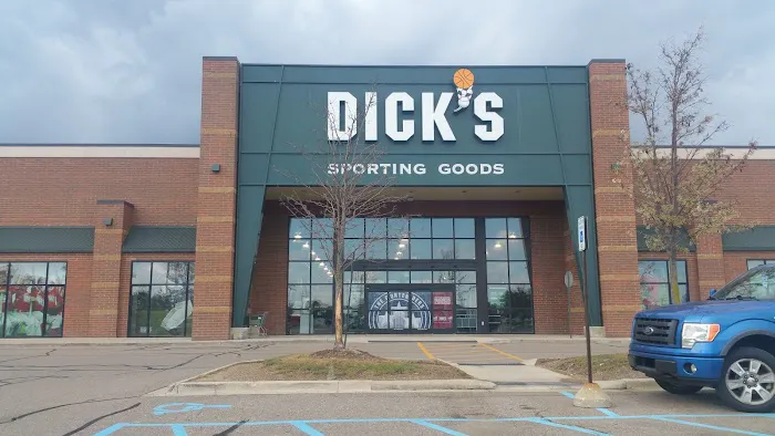 DICK'S Sporting Goods Picture 10