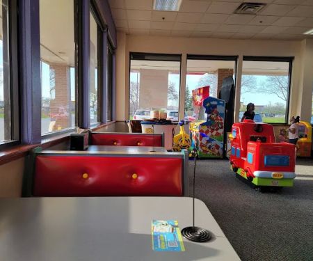 Chuck E. Cheese