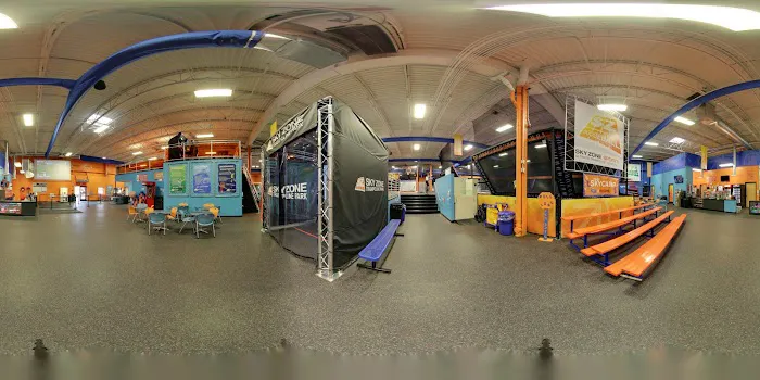 Sky Zone Highland Heights Picture 9