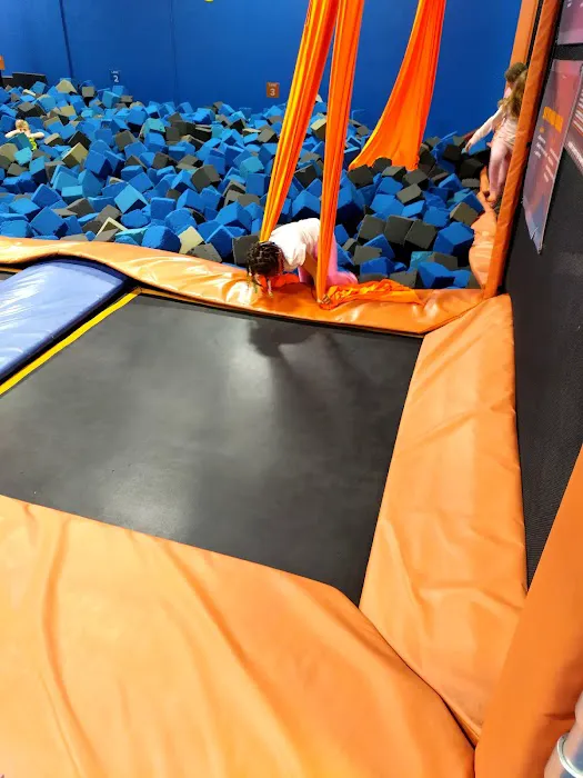 Sky Zone Trampoline Park Picture 5