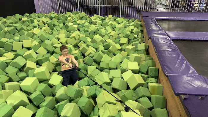 Extreme Air Niles Trampoline Park Picture 7