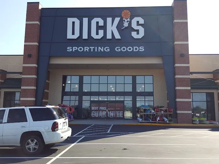DICK'S Sporting Goods Picture 10