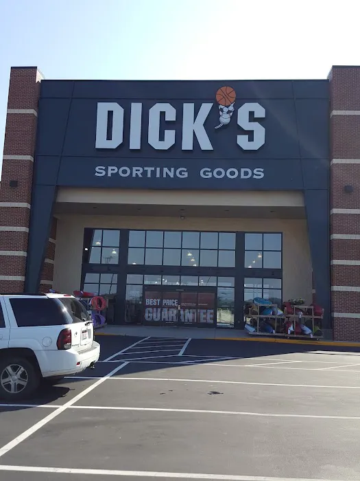 DICK'S Sporting Goods Picture 8
