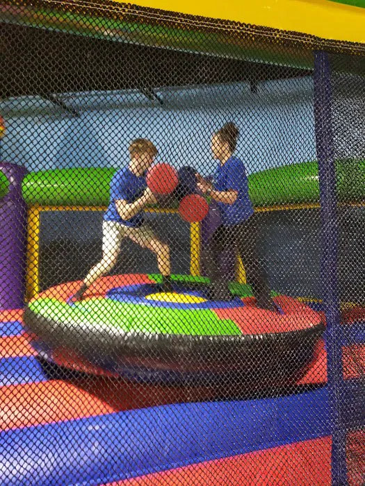 Froggy's Family Entertainment Center Picture 6