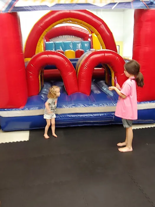 Maddie B’s Bounce House Picture 5