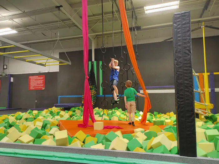 Just Jump Trampoline Park Picture 6