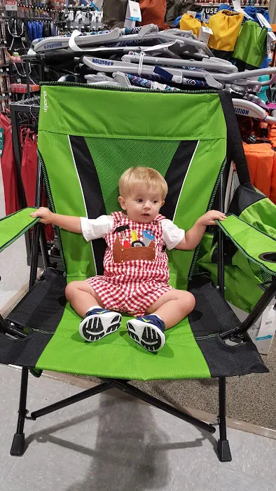 DICK'S Sporting Goods Picture 10