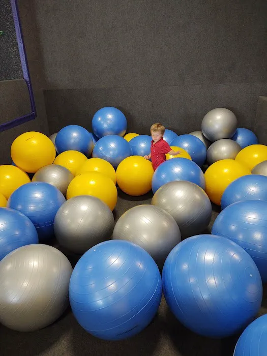 Just Jump Trampoline Park Picture 10