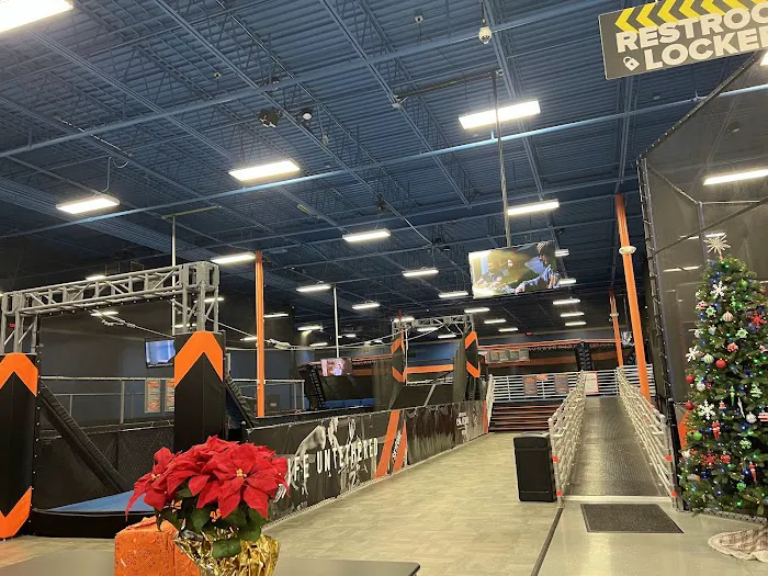 Sky Zone Trampoline Park Picture 10