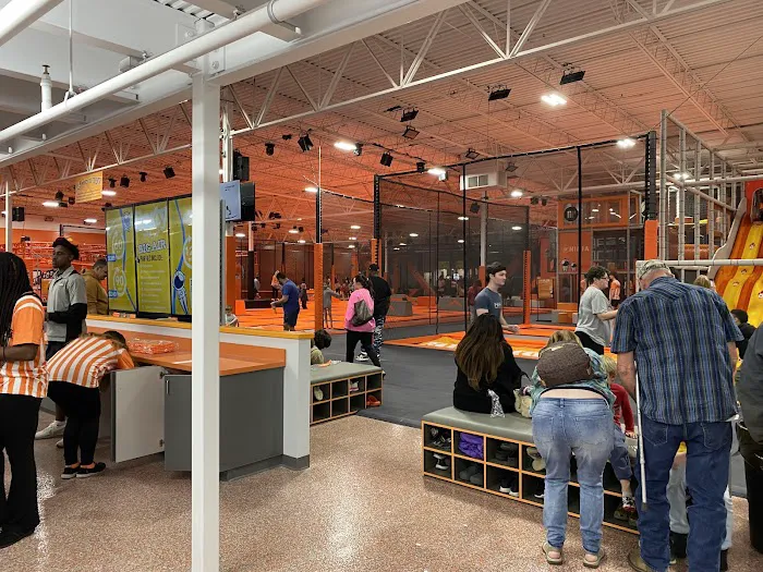 Big Air Trampoline Park Picture 7