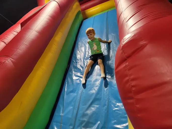 Austintown Bounce Inc Picture 8
