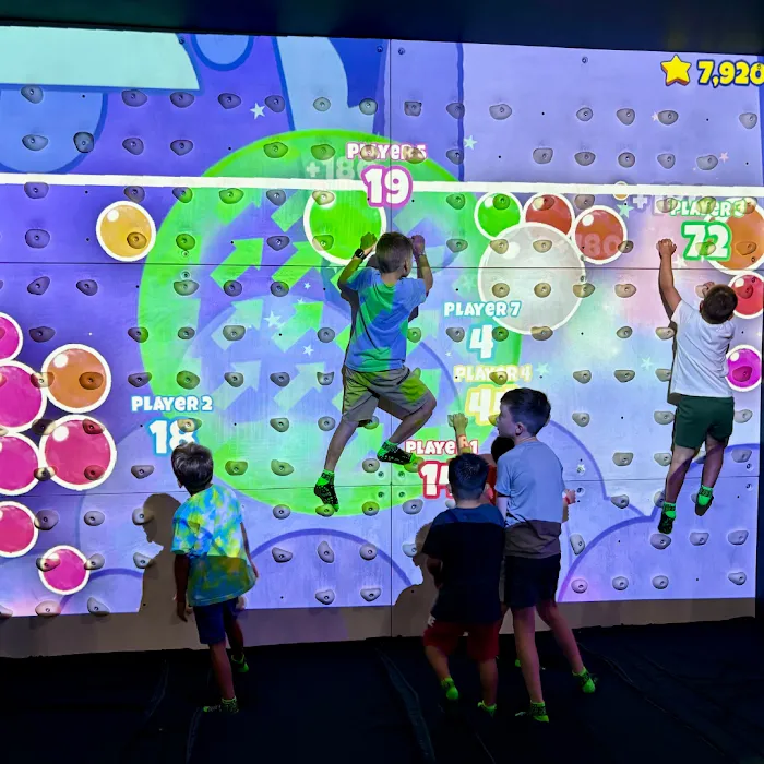 Elevate Trampoline Park Picture 10