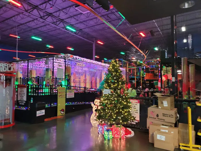 Urban Air Trampoline and Adventure Park Picture 2