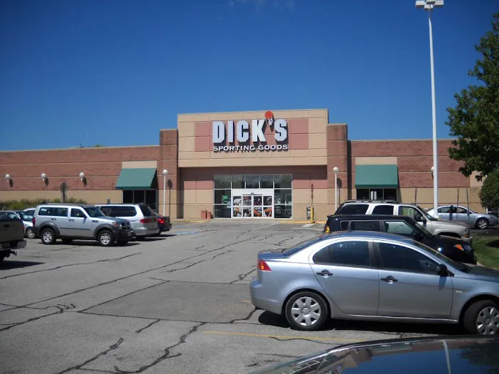 DICK'S Sporting Goods Picture 9