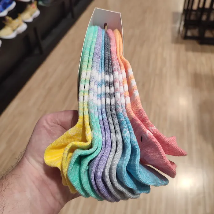 DICK'S Sporting Goods Picture 6