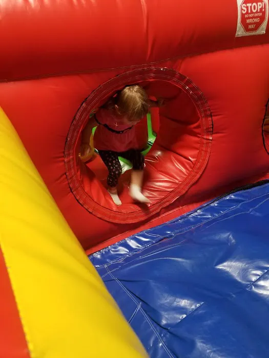 Bella's Bouncies Indoor Inflatable Play Center Picture 3