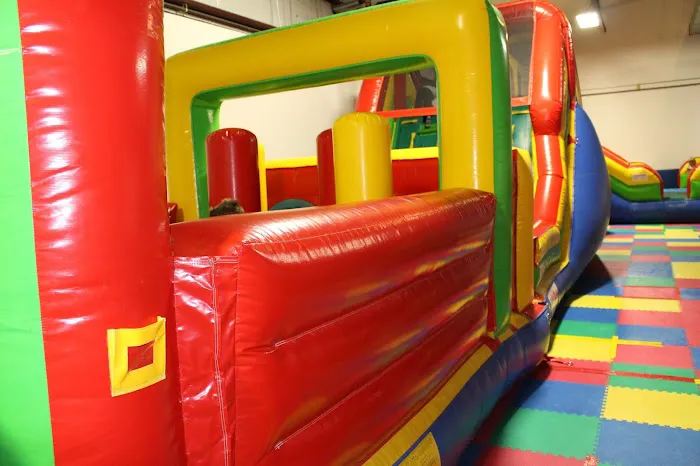 Bella's Bouncies Indoor Inflatable Play Center Picture 4