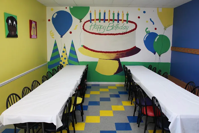 Bella's Bouncies Indoor Inflatable Play Center Picture 6