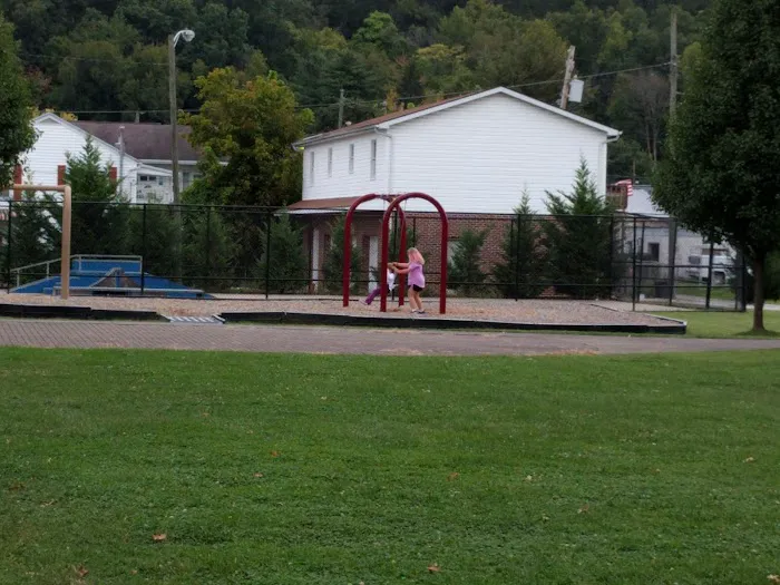 April Dawn Park Picture 10
