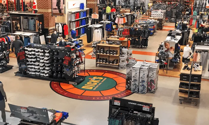 DICK'S Sporting Goods Picture 10