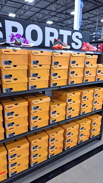 Academy Sports + Outdoors Picture 3