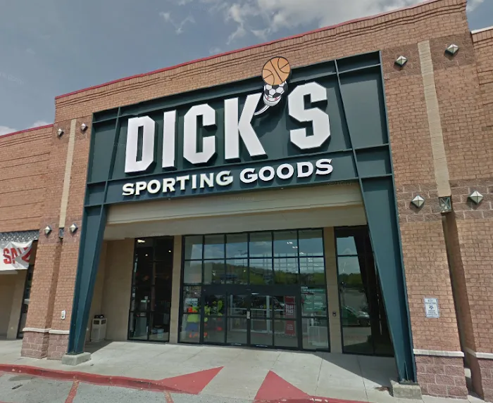 DICK'S Sporting Goods Picture 6