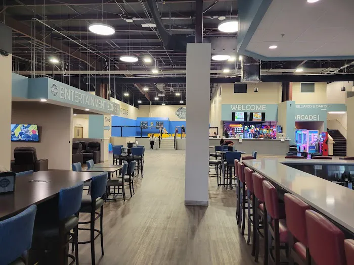 Crossroads Social House Picture 6