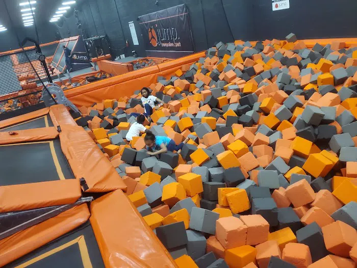 Get Air Trampoline Park Picture 2