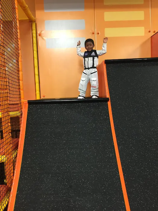 Big Air Trampoline Park Picture 9