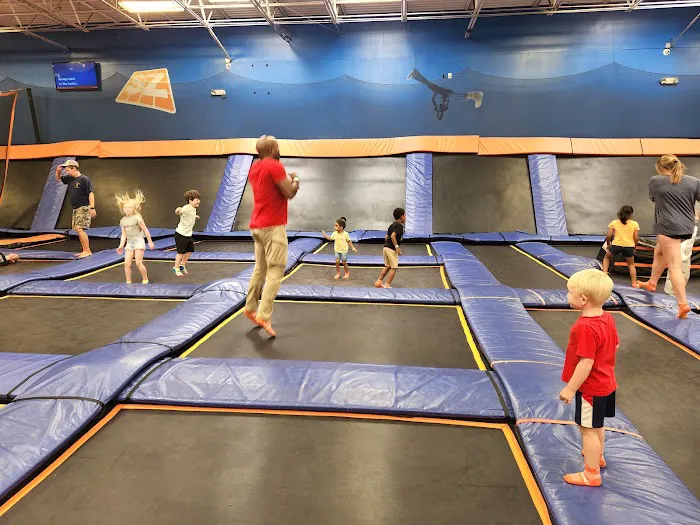 Sky Zone Trampoline Park Picture 9