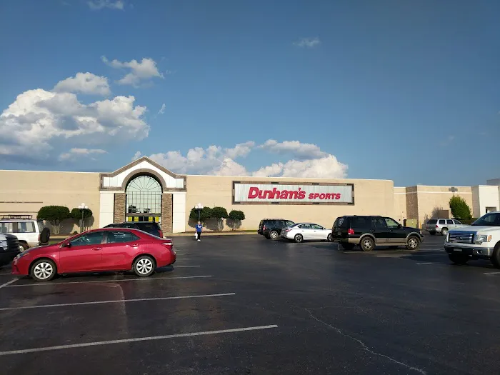 Dunham's Sports Picture 9