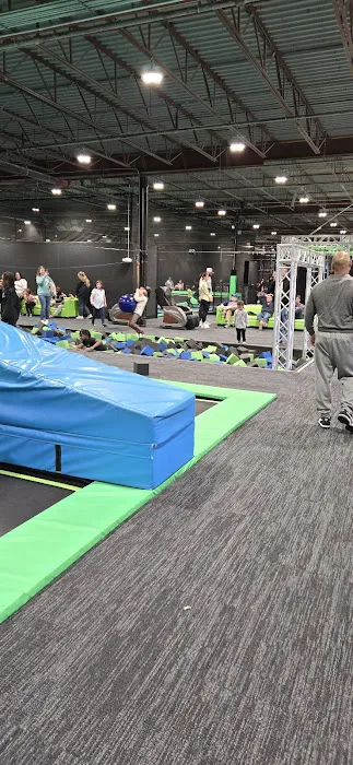 Flow Supreme Air Sports Picture 1