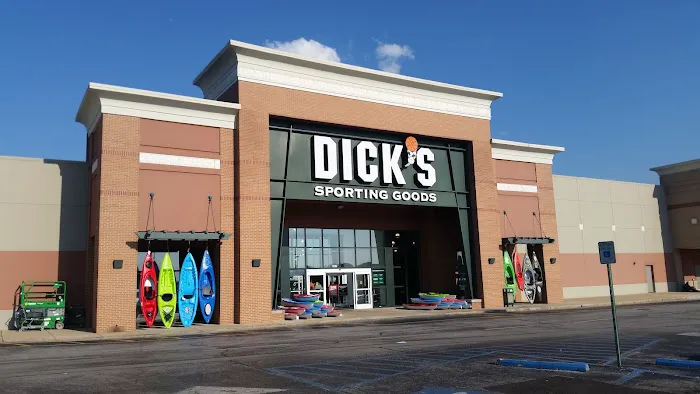 DICK'S Sporting Goods Picture 10