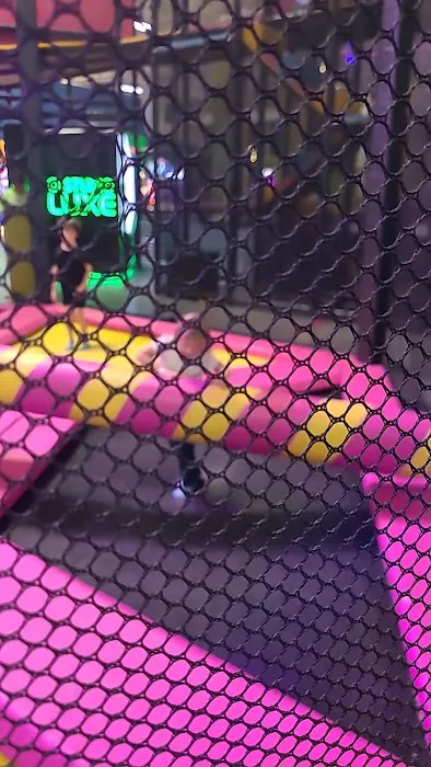 Urban Air Trampoline and Adventure Park Picture 7