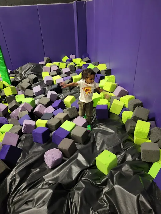 Get Air Trampoline Park Picture 3
