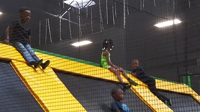 Get Air Trampoline Park Picture 8