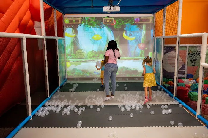 Boomerang Play Center Picture 8