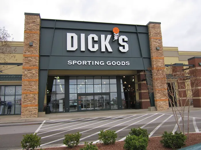 DICK'S Sporting Goods Picture 5
