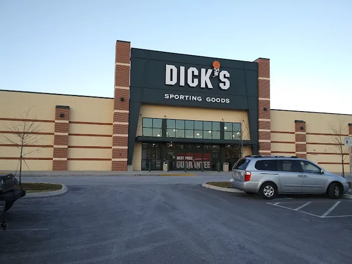 DICK'S Sporting Goods Picture 5