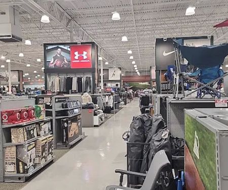 DICK'S Sporting Goods